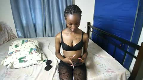 slutty_baddie online show from 10.25.25