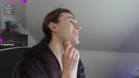 Natsu online show from 12.01.25