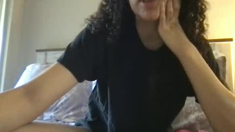 sluttywife01 online show from 10.04.25