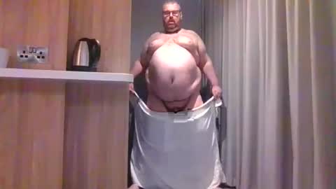 Snapshot of slutwhorentertainer chatting on 12.23.25 SlutWhoreNtertainer online show from 12.23.25