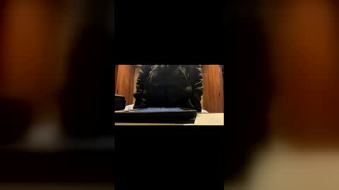 Snapshot of slyneck chatting on 04.05.26 slyneck online show from 04.05.26