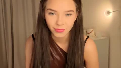 Lily online show from 11.12.25