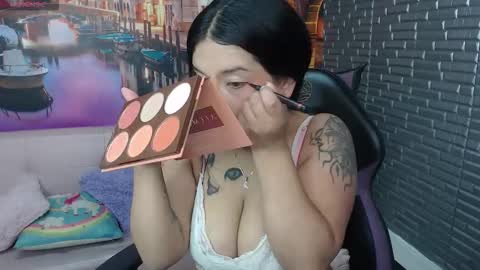 Mariana Torres online show from 10.10.25