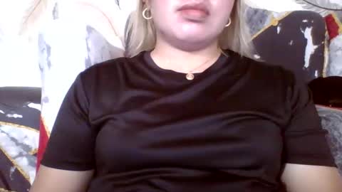 Lovewella online show from 10.05.25