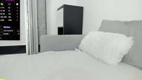 Vanessa online show from 02.20.26