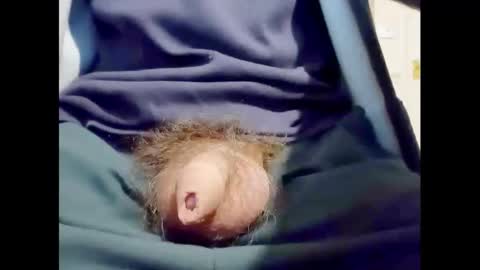 Small Hairy Uncut online show from 09.15.25