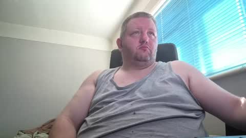 Snapshot of smallone19832 chatting on 06.19.26 smallone19832 online show from 06.19.26