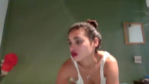 Snapshot of smallparismodel chatting on 01.13.25 babyana online show from 01.13.25