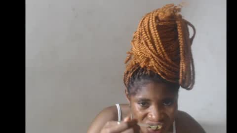 Snapshot of smallsluty chatting on 06.01.26 smallsluty online show from 06.01.26