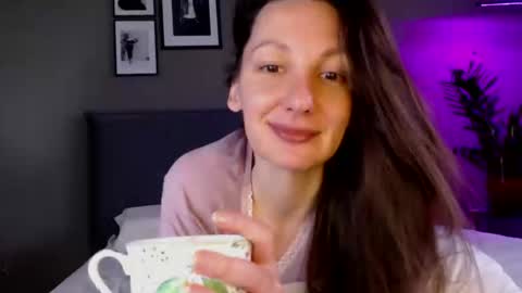 Anna no bbbbybybbabebyy just Anna. And dont call me mom please. online show from 02.12.25