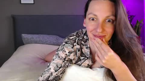 Anna no bbbbybybbabebyy just Anna. And dont call me mom please. online show from 03.06.25
