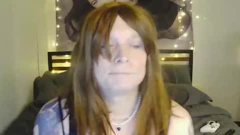 SmashingSamantha online show from 10.05.25