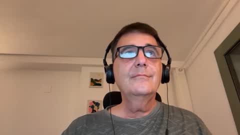 Snapshot of smcuckoldcouple chatting on 11.16.25 Cuckold Couple online show from 11.16.25