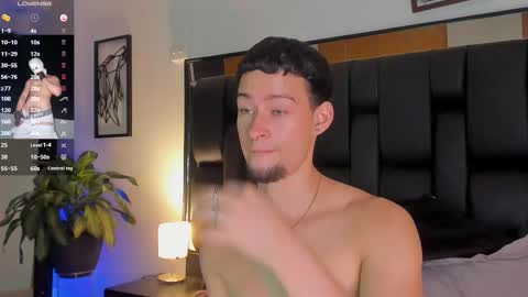 Jade Smiith online show from 10.03.25