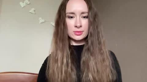 smilequeen_ online show from 09.28.25