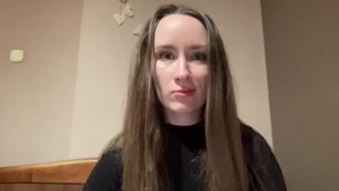 smilequeen_ online show from 09.30.25