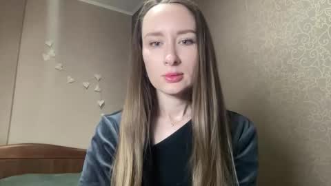 smilequeen_ online show from 10.02.25