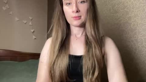 smilequeen_ online show from 10.07.25