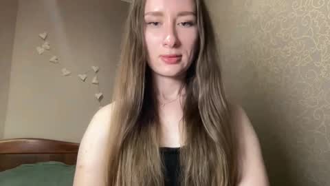 smilequeen_ online show from 10.11.25