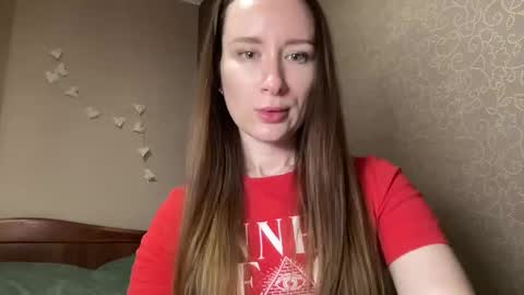 smilequeen_ online show from 10.29.25