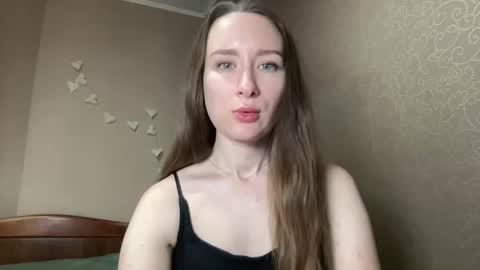 smilequeen_ online show from 11.09.25