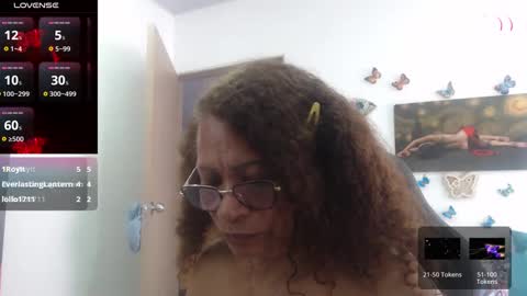 Snapshot of smilet_milf chatting on 03.07.25 Smileth online show from 03.07.25