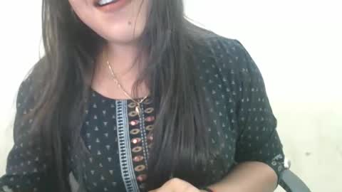 Snapshot of smiley_queen99 chatting on 03.25.26 smiley online show from 03.25.26