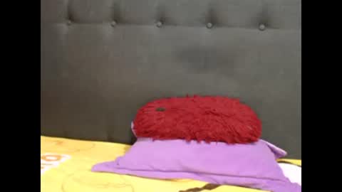 smilingbutt online show from 10.31.25