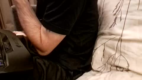 Smokeandwatching online show from 11.05.25