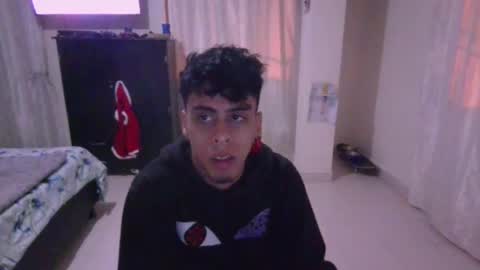 Snapshot of smoker00teddybear chatting on 12.21.24 teddy online show from 12.21.24