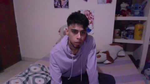 Snapshot of smoker00teddybear chatting on 02.01.25 teddy online show from 02.01.25