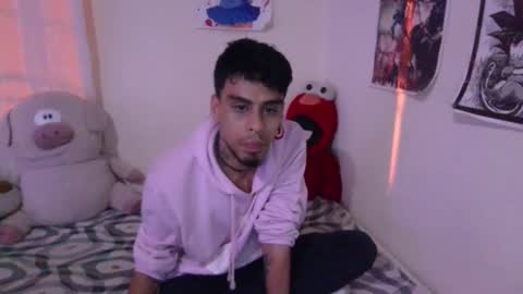 Snapshot of smoker00teddybear chatting on 02.22.25 teddy online show from 02.22.25