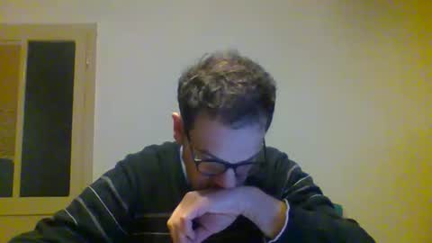 Snapshot of smokered100s chatting on 11.01.25 luca online show from 11.01.25