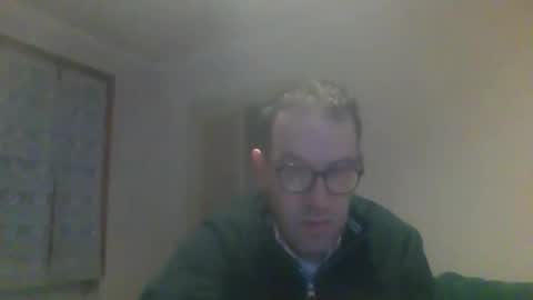 Snapshot of smokered100s chatting on 01.06.26 luca online show from 01.06.26