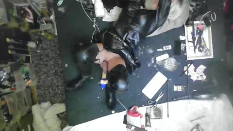 Snapshot of smokeslut365 chatting on 10.16.25 smokeslut365 online show from 10.16.25