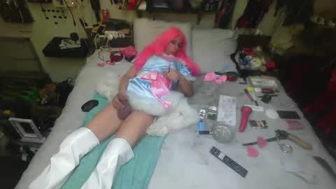 Snapshot of smokeslut365 chatting on 11.07.25 smokeslut365 online show from 11.07.25