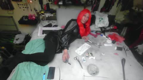 Snapshot of smokeslut365 chatting on 11.07.25 smokeslut365 online show from 11.07.25