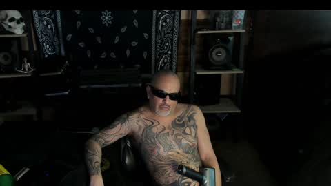 Snapshot of smokey915 chatting on 01.17.25 Smokey915 online show from 01.17.25