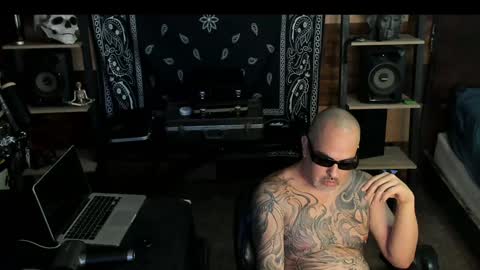 Snapshot of smokey915 chatting on 01.19.25 Smokey915 online show from 01.19.25