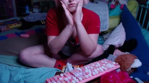 Snapshot of smokydian chatting on 01.07.25 DIAN dee-ann online show from 01.07.25