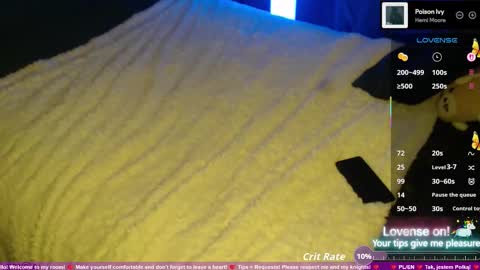 Strawberry Muffin online show from 02.24.26