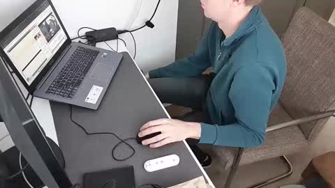 Snapshot of sneakerboy444 chatting on 10.24.25 sneakerboy444 online show from 10.24.25