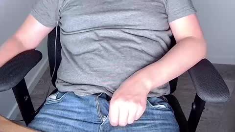 Sneakybill online show from 09.10.25