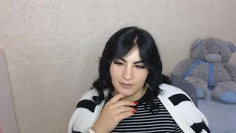 Olivia online show from 10.03.25
