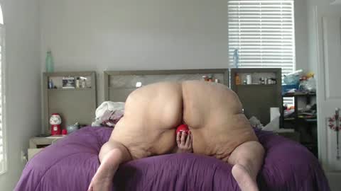 Snoqueen online show from 03.03.25