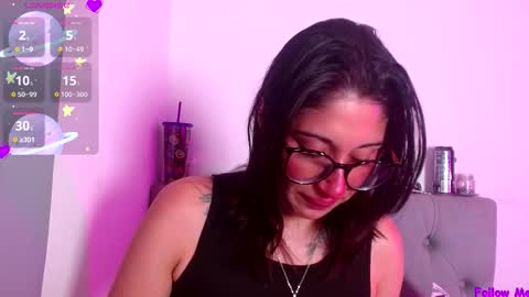 Snapshot of snow_baall chatting on 10.16.25 IG OF red moonn online show from 10.16.25