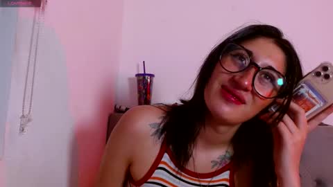 Snapshot of snow_baall chatting on 10.23.25 IG OF red moonn online show from 10.23.25