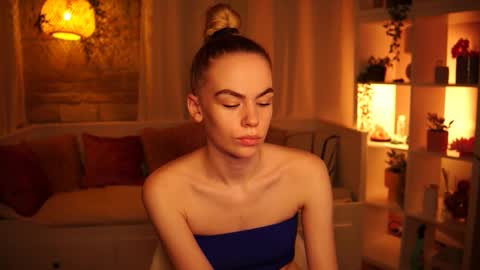 Snapshot of snowbarbieee chatting on 12.09.24 Hanna online show from 12.09.24