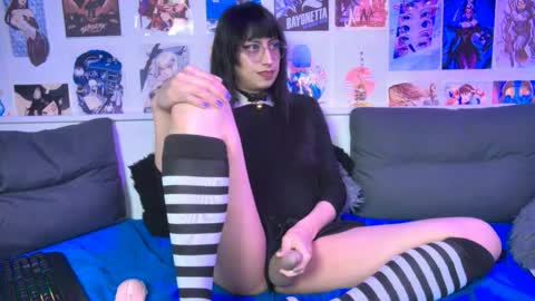 Snow and Bubble online show from 10.05.25