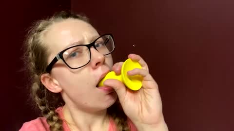 snowbrielle online show from 02.12.25